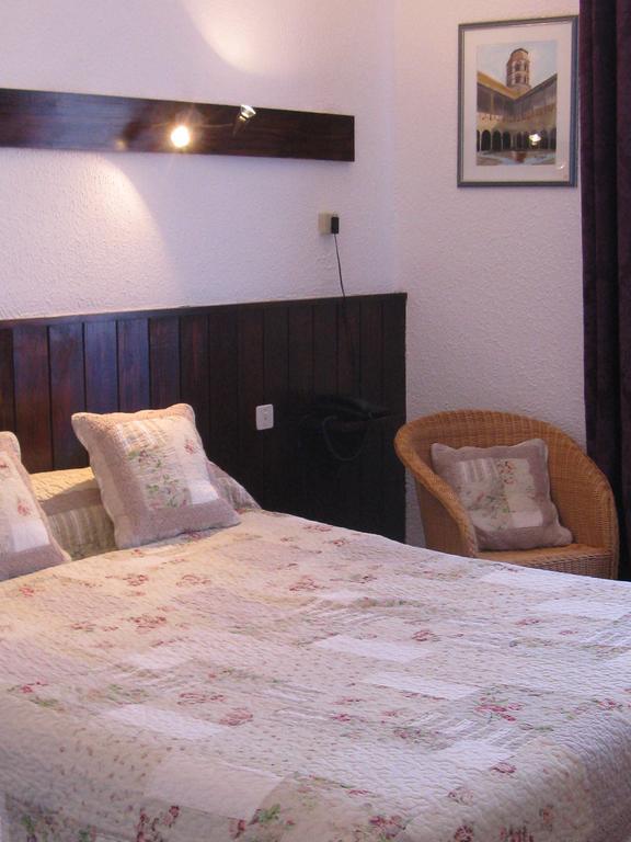 L'Echo Et L'Abbaye Bed & Breakfast La Chaise-Dieu Room photo